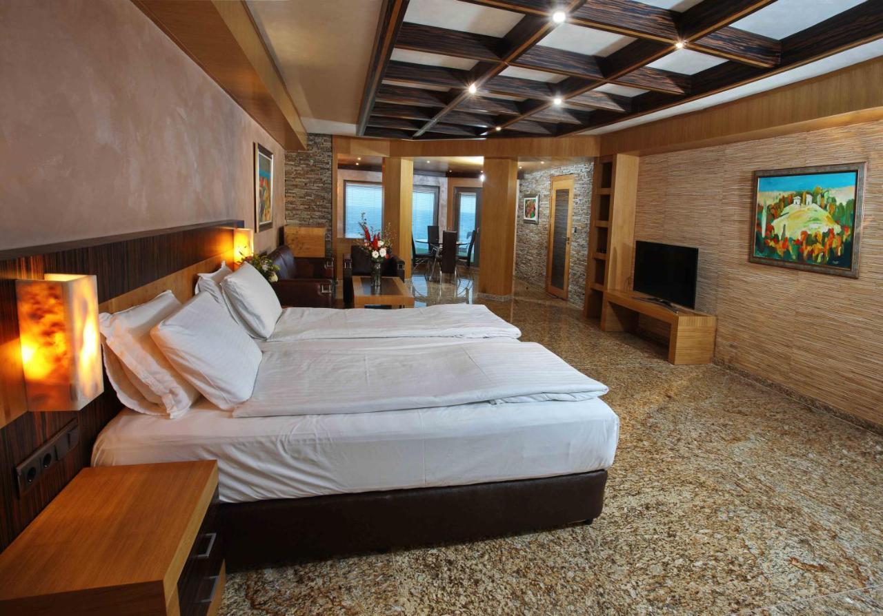Art Complex Anel Hotel Sozopol Ngoại thất bức ảnh